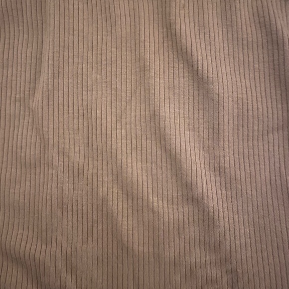 Mock neck ribbed tank top. Mocha brown - Picture 4 of 4